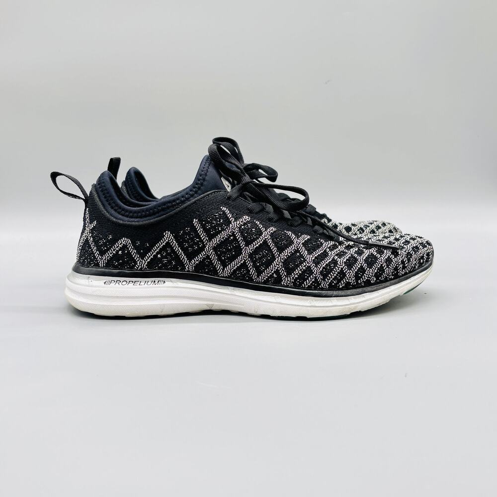 APL Shoes Womens 7 Black Knit TechLoom Phantom Running Athletic Sneakers Comfort